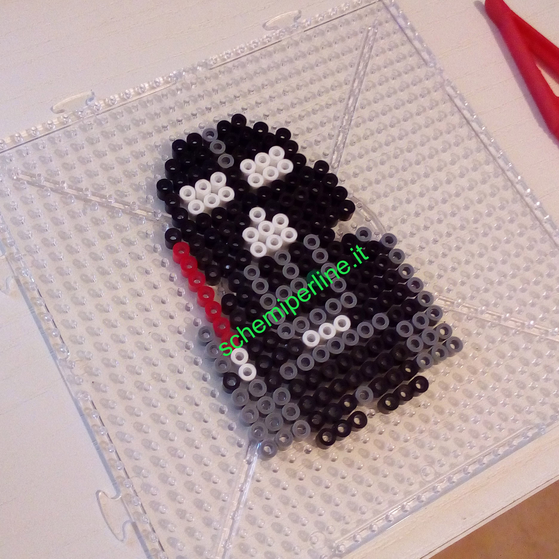 Darth Fener personaggio Star Wars foto lavoro perline da stirare Pyssla Hama 2