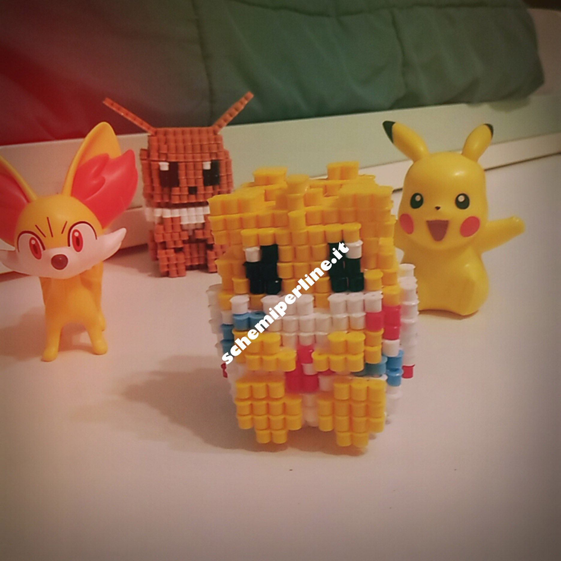 Il Pokemon Togepi in 3D con le Pyssla perline da stirare foto lavoro 12