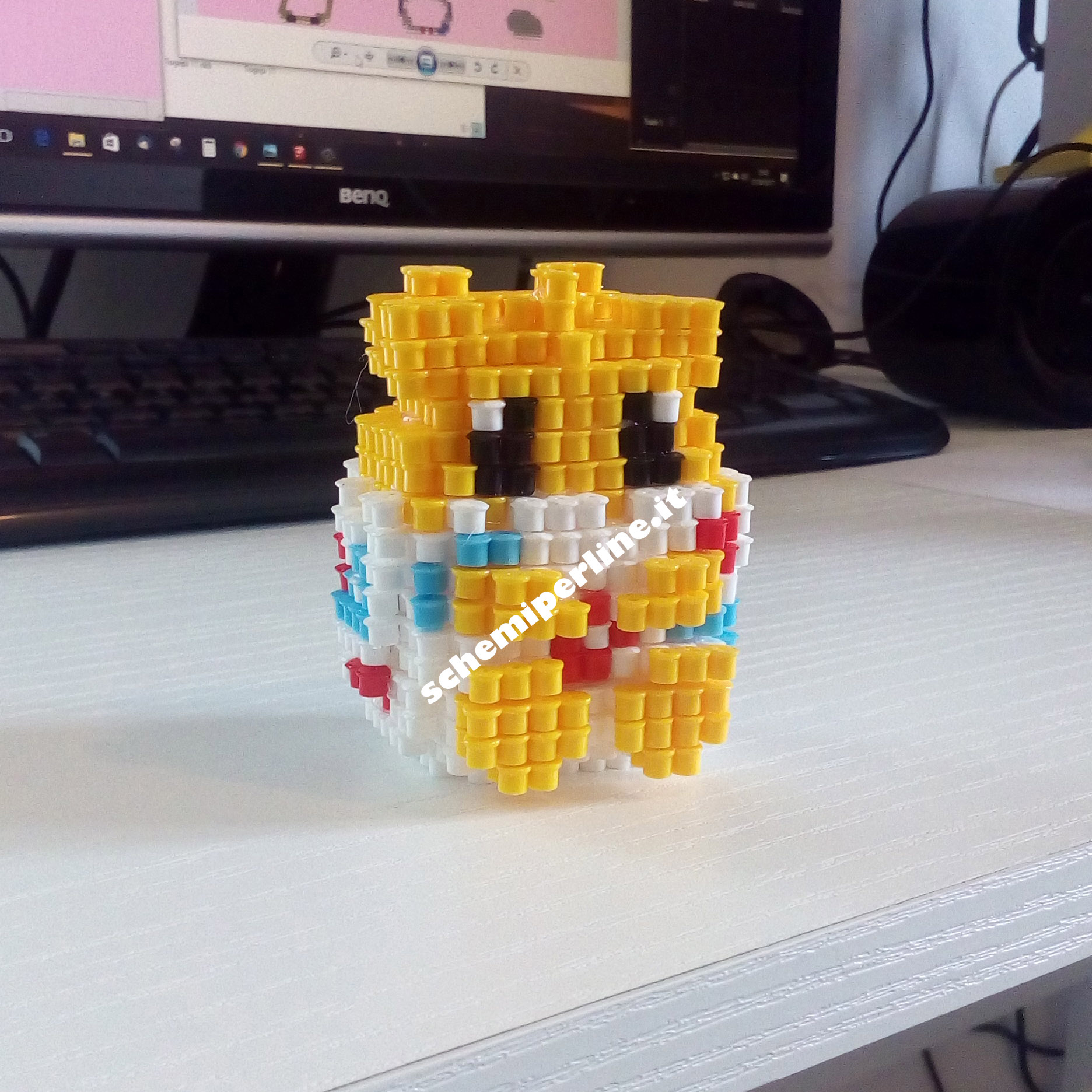 Il Pokemon Togepi in 3D con le Pyssla perline da stirare foto lavoro 6