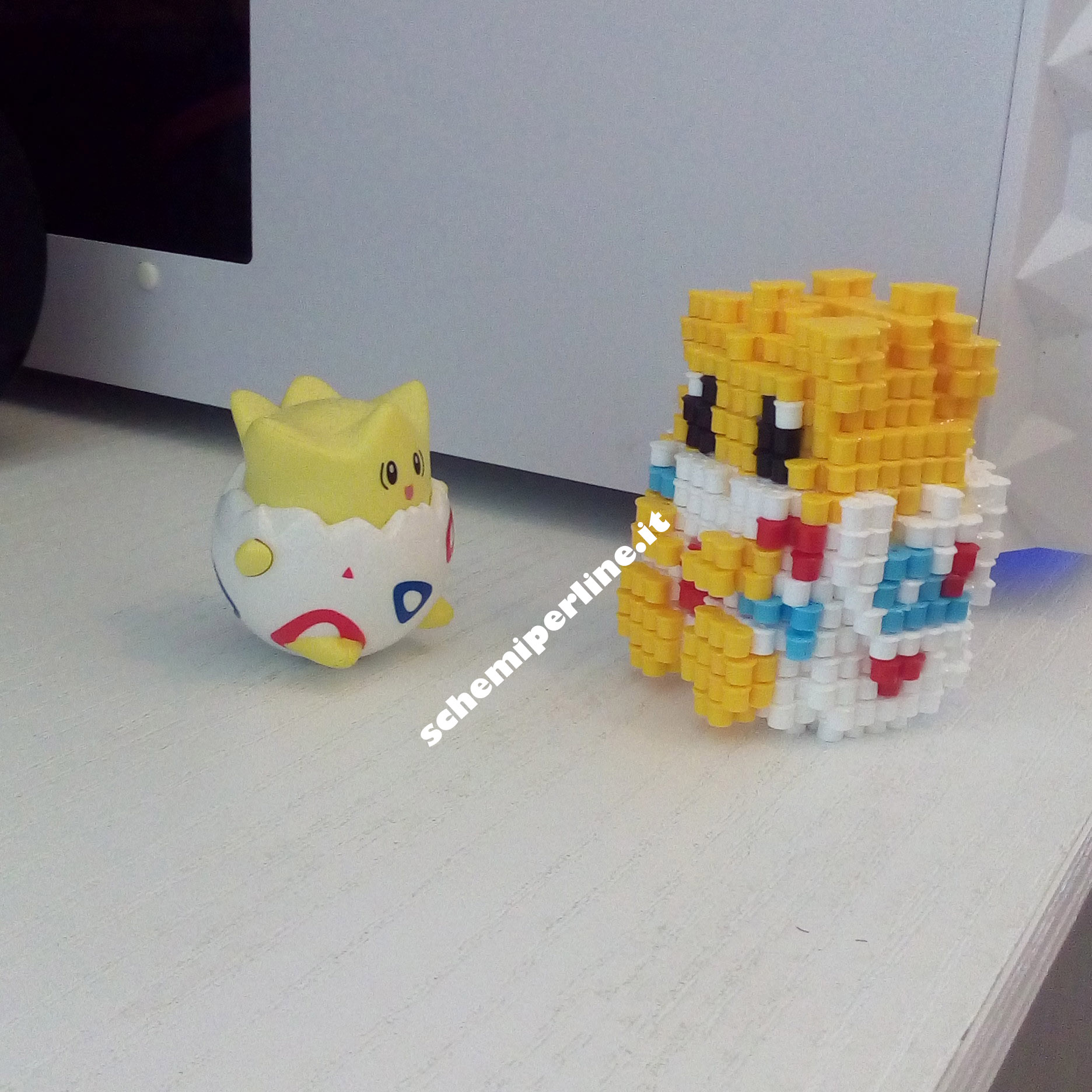 Il Pokemon Togepi in 3D con le Pyssla perline da stirare foto lavoro 9