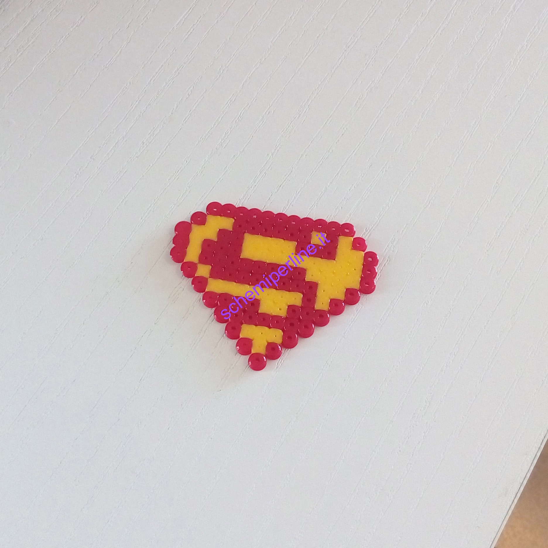 Supereroi con le Pyssla Hama Beads Superman